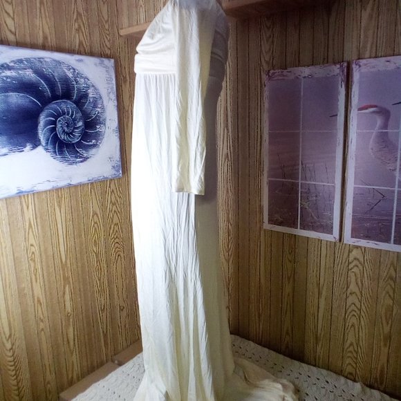 Maternity Elegant Fitted Maternity Gown Long Sleeve Cross-Front V Neck - Picture 3 of 9